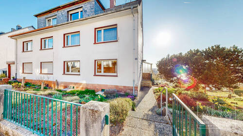 Hausvorderseite - Eingang - 