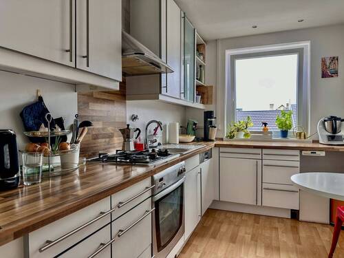 Küche - 3 Zimmer Etagenwohnung zum Kaufen in Stuttgart