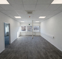 All-In Büro 72 m² in Rottendorf - sofort verfügbar, 247, Küche & Parkplatz