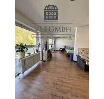 Komplett renovierte Eigentumswohnung mit gr. Balkon, Aufzug & Doppelgarage - Saarbrücken-Schafbrücke - Saarbrücken / Schafbrücke St Johann