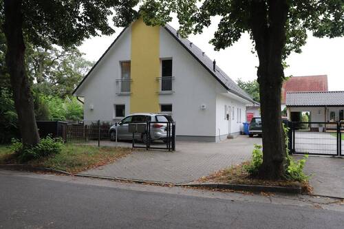 Straßenansicht - 