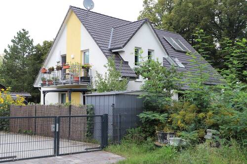 Zweifamilienhaus - 