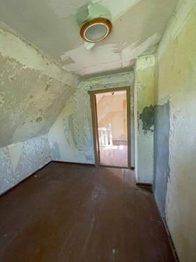 Raum 7 im Dachgeschoss - 