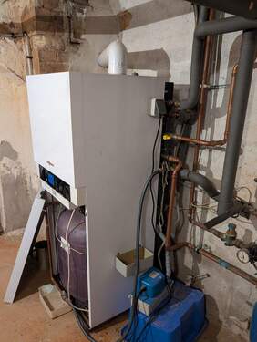 Brennwertheizung Keller - 