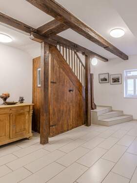 Eingangsbereich - Mehrfamilienhaus, Wohnhaus mit 337,00 m&sup2; in Ingersheim zum Kaufen