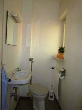 WC, EG - 