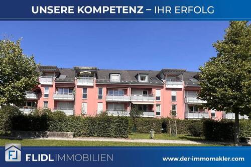 Bild 1 - gepflegte 4 Zimmer Eigentumswohnung mit Balkon und herrlicher Fernsicht