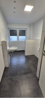 zwei große Bäder - 