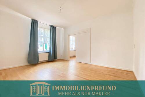Titelbild - Schöne und helle 3 ZKDB Wohnung in gepflegtem Altbau mit viel Charme in Wuppertal-Cronenberg