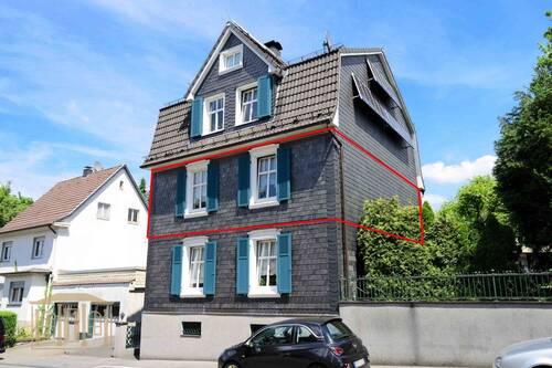AußenAußen / Straßenseiteansicht - 3 Zimmer Etagenwohnung in Wuppertal