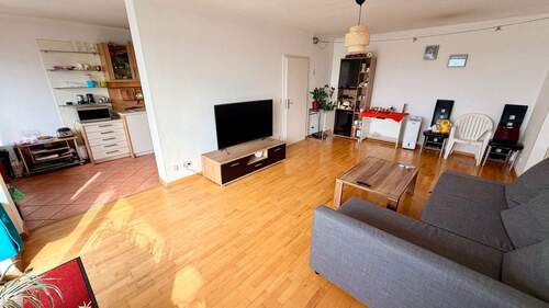 Wohnzimmer Ansicht 2 - 3 Zimmer Etagenwohnung in Frankfurt am Main