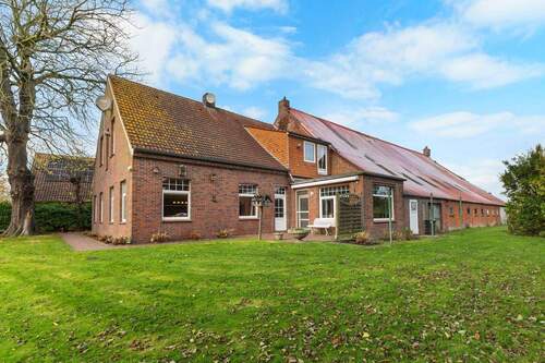 Aussenansicht - 7 Zimmer Mehrfamilienhaus, Wohnhaus in Krummhörn / Visquard