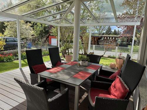 Bild 1 - Schönes freistehendes Einfamilienhaus mit Garage und Carport in ruhiger Feldrandlage