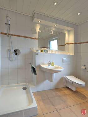 Dusche OG-Wohnung - 