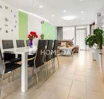 Modern renovierte 3-Zimmer-Wohnung mit zwei Loggien, Aufzug, Schwimmbad und Sauna - Riedenburg