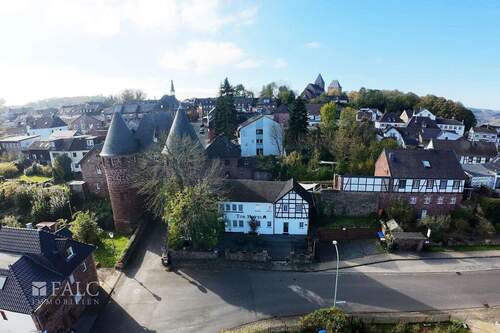 Außenansicht ll - 8 Zimmer Mehrfamilienhaus, Wohnhaus zum Kaufen in Nideggen