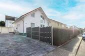 13 Einfahrt - 5 Zimmer Einfamilienhaus zum Kaufen in Borchen
