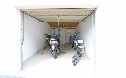 Garage - 