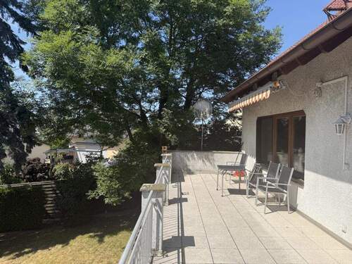 Terrasse - 7 Zimmer Einfamilienhaus in Gera