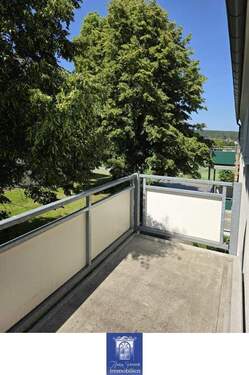 Balkon - 4 Zimmer Etagenwohnung zur Miete in Dorfhain