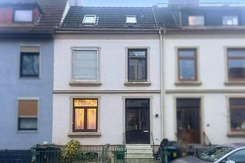 Front - Mitten in Bremen - Zwei Wohneinheiten, ein starkes Investment.