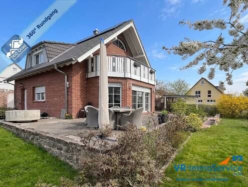 Bild 1 - Traumhaus zum Wohlfühlen für Ihre Familie: Einfamilienhaus in Cadolzburg!