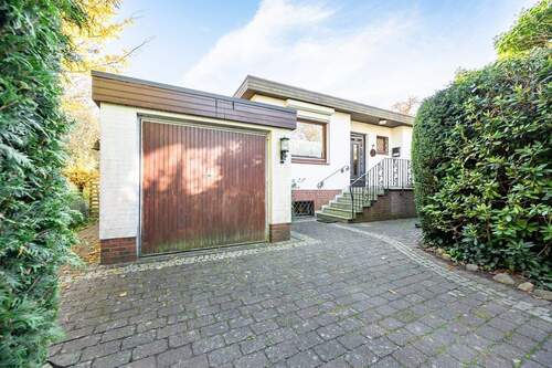 Garage - Bungalow mit 130,80 m² in Hamburg / Rahlstedt zum Kaufen
