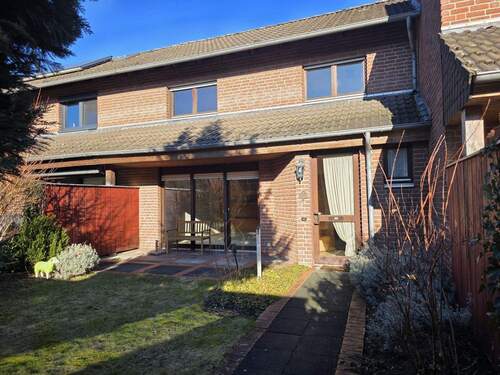 Objekt - Reihenmittelhaus in Paderborn-Mastbruch wartet auf neues Leben