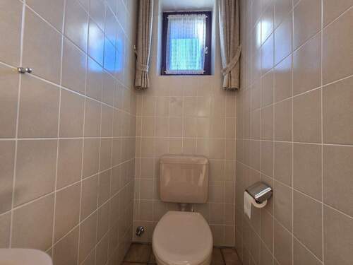 Gäste-WC EG - 