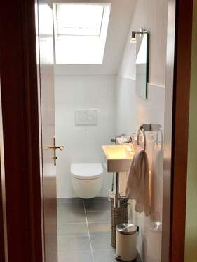 WC - 