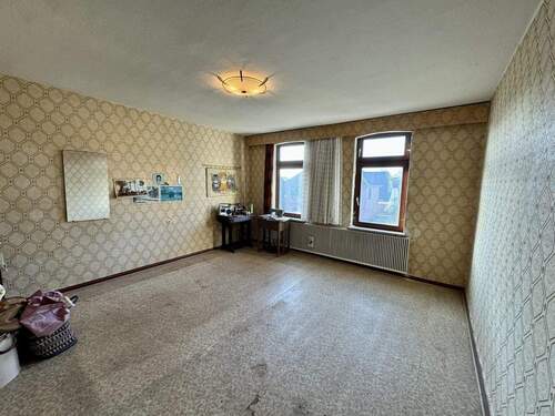 Zimmer im Dachgeschoss - 