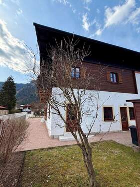 Frühlingserwachen - 1 Zimmer Mehrfamilienhaus, Wohnhaus zum Kaufen in Schönau