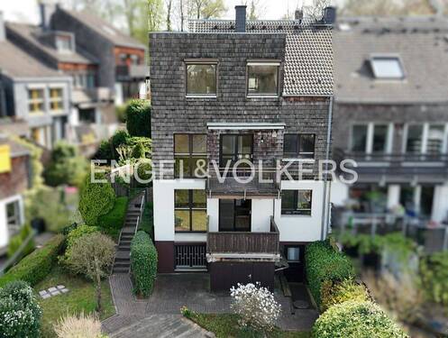 Rückseite Hausansicht - 6 Zimmer Einfamilienhaus zum Kaufen in Mettmann