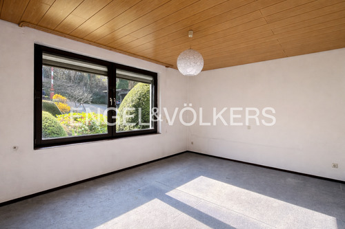 Großzügiges Schlafzimmer im Erdgeschoss - 