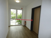 Hausflur zur Wohnung - 2 Zimmer Etagenwohnung in Neustadt