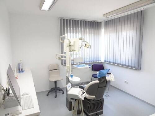 Behandlungsraum 1 OG.JPG - 