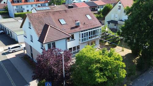 Ansicht - Zweifamilienhaus mit einer Wohnung und einer GewerbeeinheitPraxis - Herzogenaurach-Schulzentrum Süd