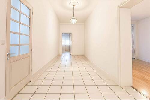 Flur - 4 Zimmer Etagenwohnung zum Kaufen in Dortmund