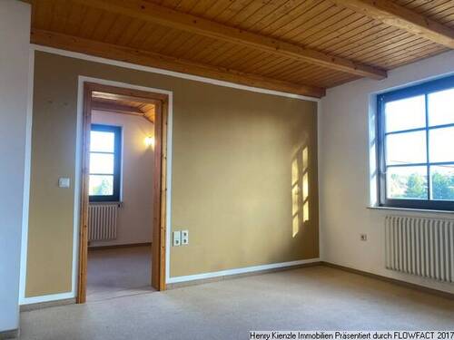 Zimmer im Obergeschoss Vorderhaus - 