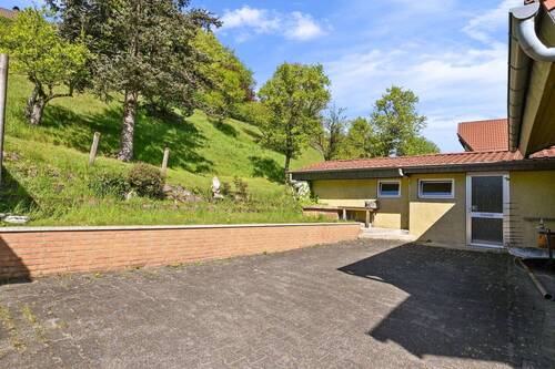 Hinterhof & Gartenbereich - 