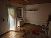 Waschküche EG Zugang Garage - 