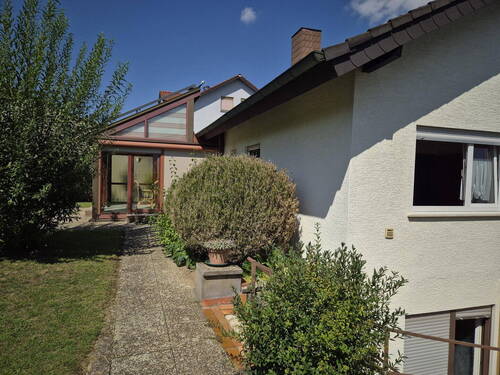 Außenansicht 3 - 8 Zimmer Einfamilienhaus in Sinsheim / Steinsfurt
