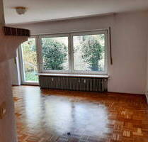Großzügige 3-Zimmer-Wohnung mit Hobbyraum, Garten und Stellplatz in einer Doppelgarage in Gröbenzell
