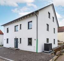 ERSTBEZUG *BARRIEREFREIE & MODERNE 3-ZIMMER-WOHNUNG MIT TERRASSE, PRIVATGARTEN UND EINBAUKÜCHE* - Straubing
