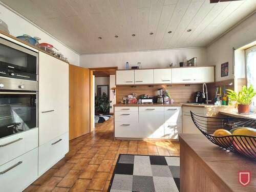 Küche - Einfamilienhaus mit 260,00 m&sup2; in Calden zum Kaufen