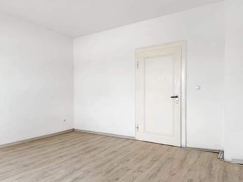 Erdgeschoss - 8 Zimmer Mehrfamilienhaus, Wohnhaus zum Kaufen in Stadthagen