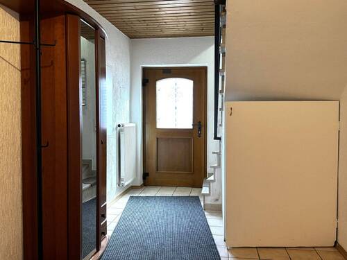 EG Flur_1.JPG - Einfamilienhaus mit 108,00 m&sup2; in Iggensbach zum Kaufen