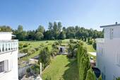 Seit. Blick v. Dachterrasse - 