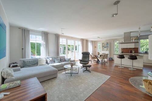 Wohnzimmer - 5 Zimmer Reihenendhaus in Starnberg