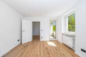 Schlafzimmer mit Balkon - 